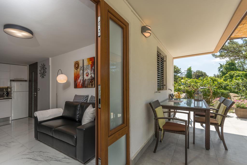 Luxury Apartments Sonja Porec Exterior photo