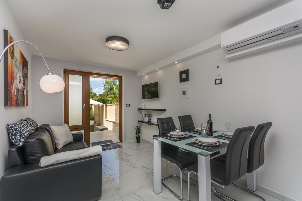 Luxury Apartments Sonja Porec Exterior photo