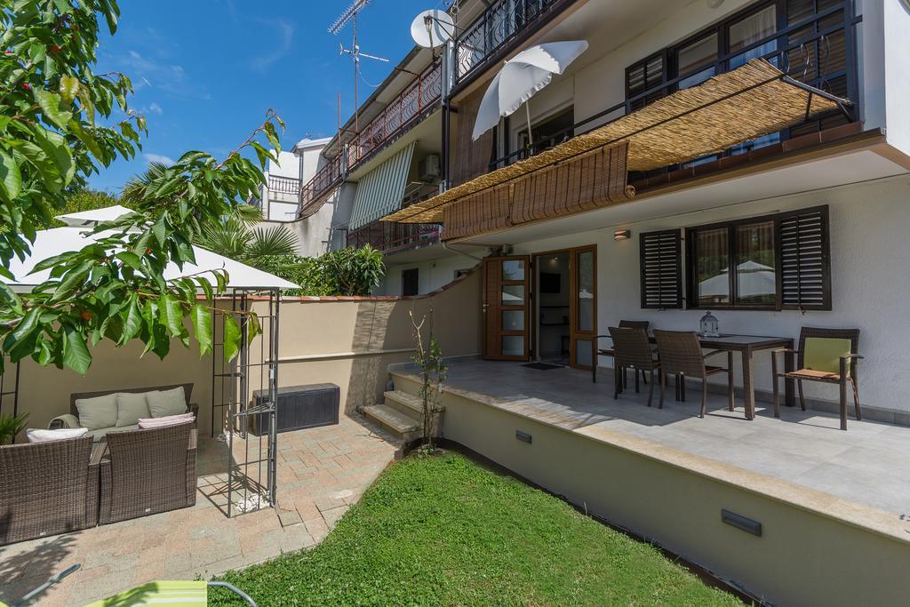 Luxury Apartments Sonja Porec Exterior photo